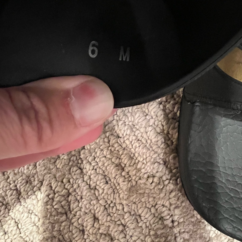 Ferragamo Slides - Picture 2 of 3